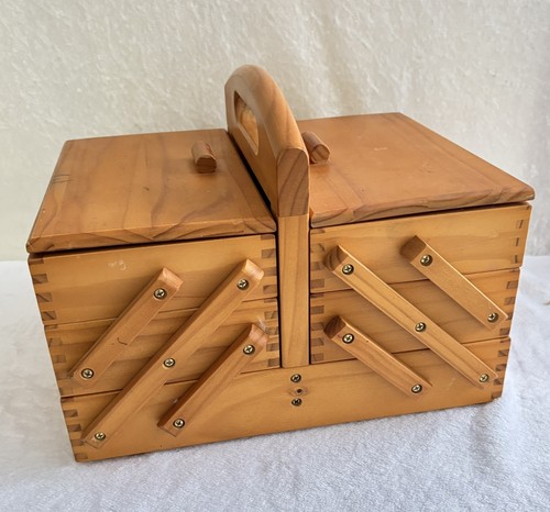 Wooden cantilever sewing box - cantilever,
