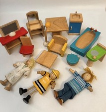 Bundle Wooden Dolls House