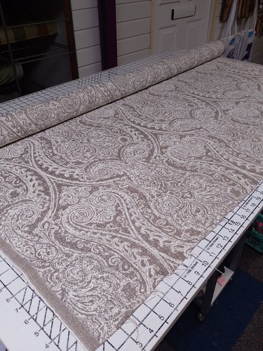 Taupe cream paisley jacquard - paisley,