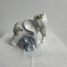 Aynsley Figurine Elephants Mother and Baby (5)
