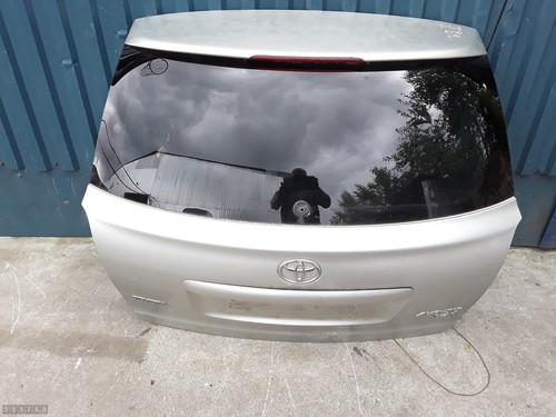 2006 toyota avensis - toyota,