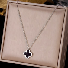 Four Leaf Necklace - Women’s