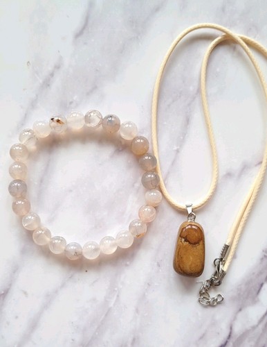 Dragon veins agate - dragon, beaded