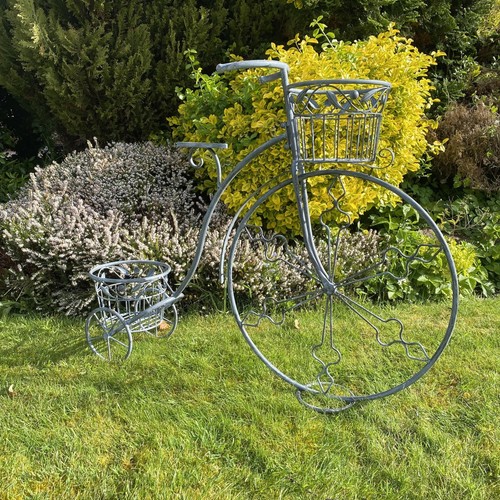 Large grey metal bicycle - grey,