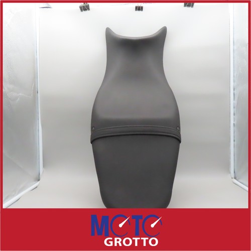 Seat for triumph street triple - street,