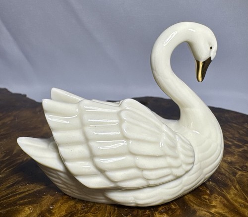 Lenox swan figurine - 24k, gold