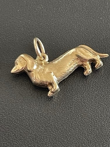 9ct gold dachshund sausage dog - 9ct,