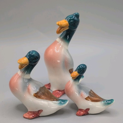 Set beswick comical - 3, laughing