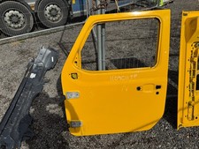 FRONT DOOR LEFT FOR JEEP