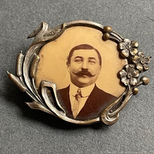 Antique Art Nouveau Brooch