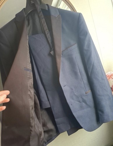 Mens size medium - size,