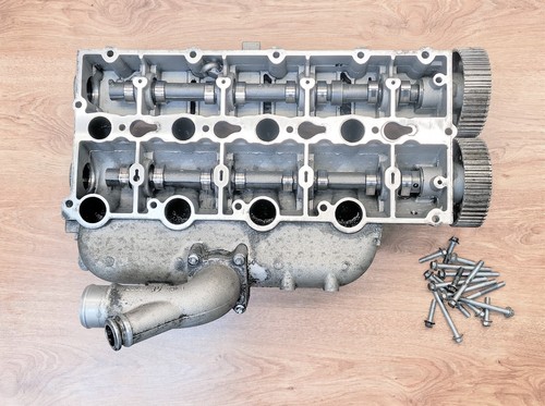 Rocker cover camshafts - cover,