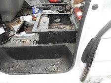Single passenger seat base
