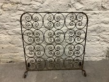 ANTIQUE VINTAGE WROUGHT IRON FIRE SCREEN GUARD