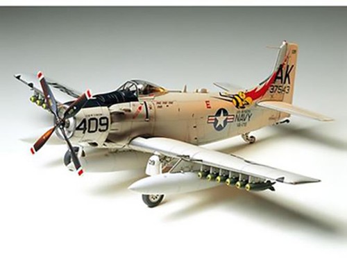 Tamiya douglas skyraider - douglas,