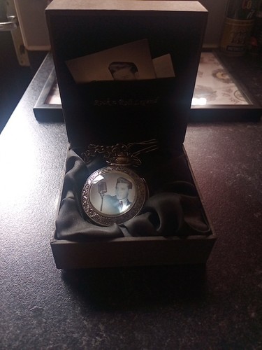 Elvis presley limited edition - presley,