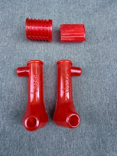 Deadstock vintage red rubber - deadstock,
