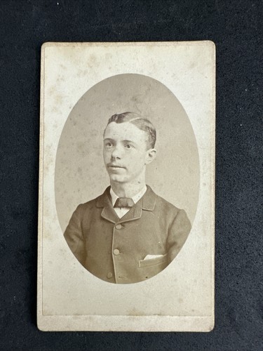 Cdv small man antique - cdv,