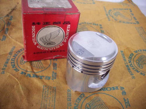 New genuine piston - new, /