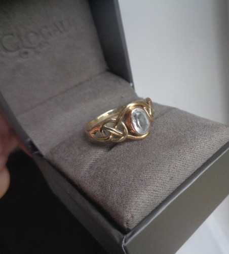 Clogau welsh gold ring - clogau, 9ct