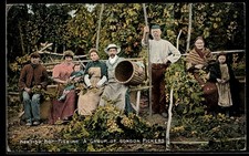 Postcard Kent, Hop Picking, A