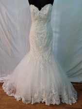 Wedding dress size 12 ivory