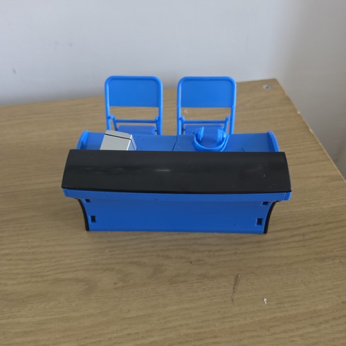 Commentators announce table - announce,