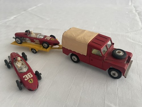 Corgi gift set - gift, land
