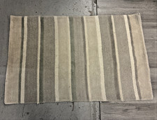 LAURA ASHLEY Bexley 100% Wool