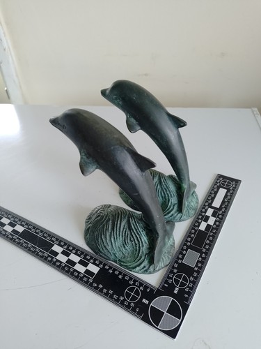 Two vintage metal bronze - two,