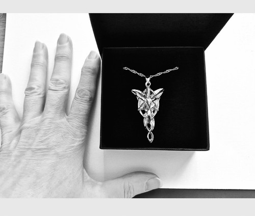 Arwen evenstar necklace lotr - arwen,