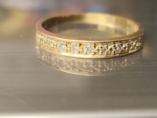 18ct Yellow Gold Ring Diamonds