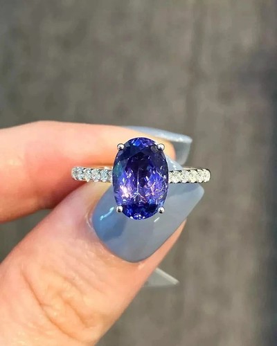 50ct oval cut - 4.50ct,