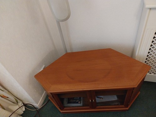 Nathan corner cabinet glass - corner,