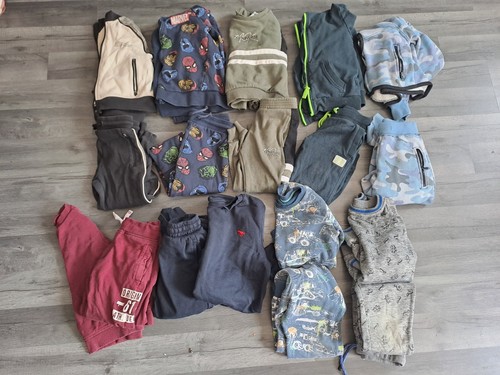 Boys tracksuit bundle - 4-5,