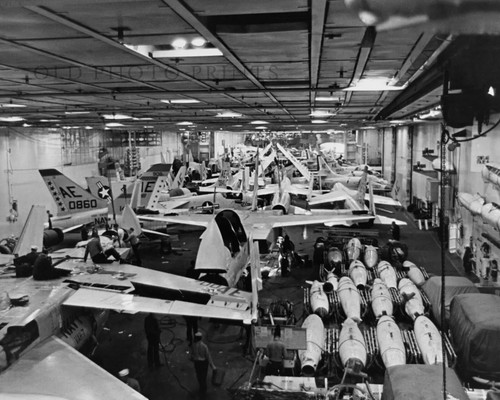 Uss enterprise hanger deck - uss,