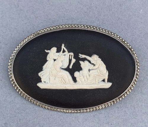 Wedgwood black jasper ware - black,