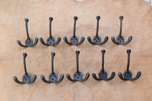 Vintage cast iron - cast, hook