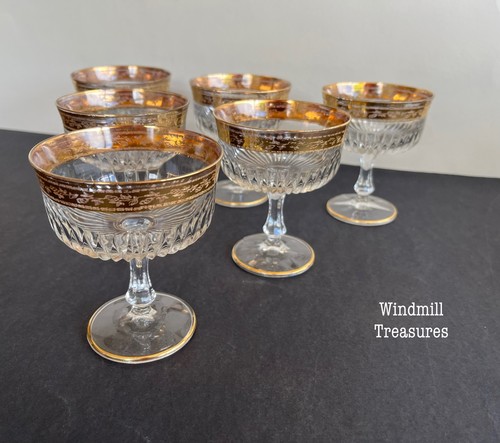 Champagne coupe glasses gold - 6,