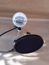Blue Microphone White Snowball Ice USB Mic With Pop Shield