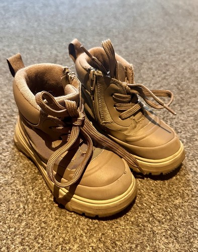 Zara girls boots size 5 - zara,