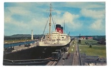 Vintage 1940s Postcard~ Cunard