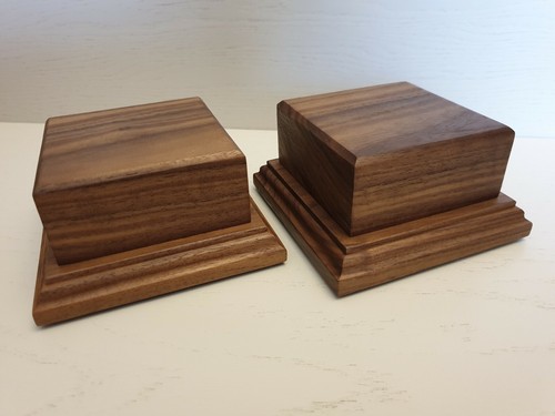 Solid walnut display - solid, plinth