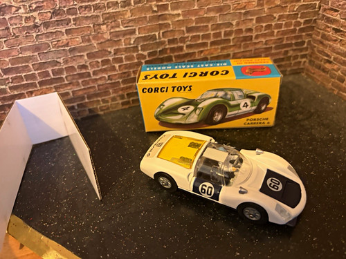 Corgi toys porsche - porsche, carrera