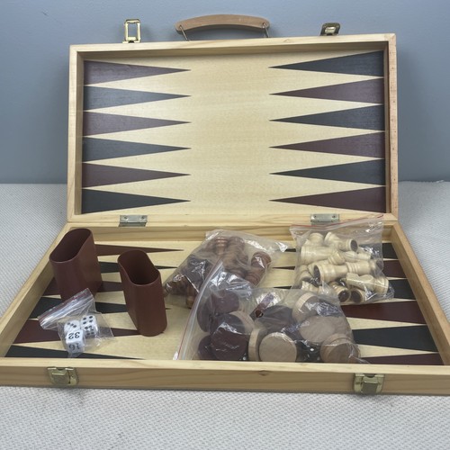 Wooden folding game board - wooden,