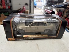 Maisto Special Edition 1:18