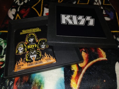 Kiss trading card - kiss, waxpack