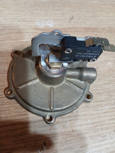 Water section with microswitch - water,
