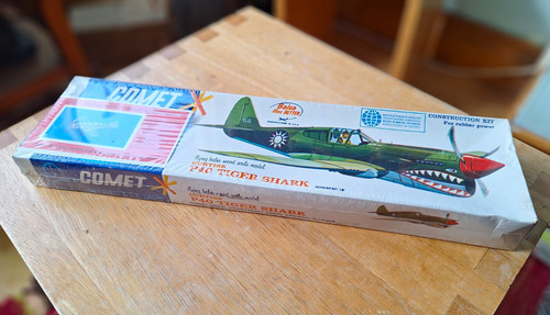 Comet curtiss tiger - p-40,