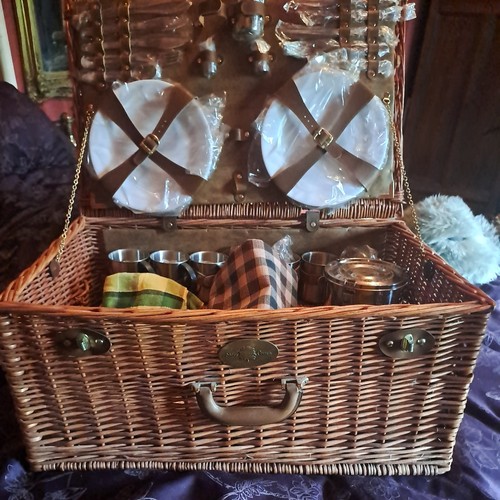 Vintage luxury english wicker - luxury,